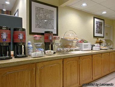 Super 8 By Wyndham Oxford Motell Restaurang bild